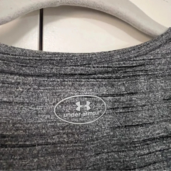 UNDER ARMOUR Heat Gear Georgia Tech‎ Semi Fitted Top Small - Picture 7 of 9